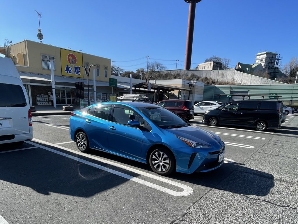 高速道路教習　保土ヶ谷パーキングエリア　車庫入れ